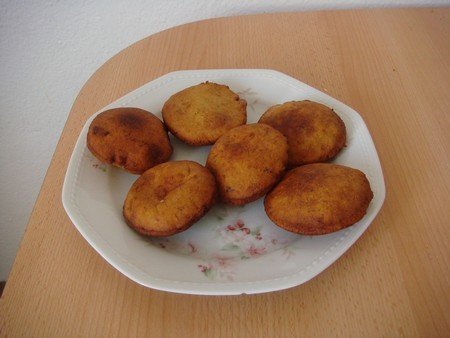 Kabalagala Banana Pancakes, using plantains (gonja)