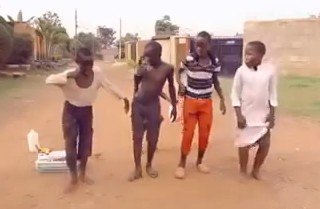 Ghetto Boys Dancing away