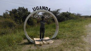 uganda-travel-equator0006    